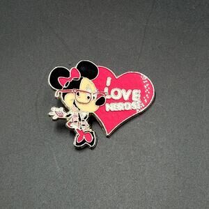 Disney Minnie Mouse I Love Nerds Trading Pin 2010